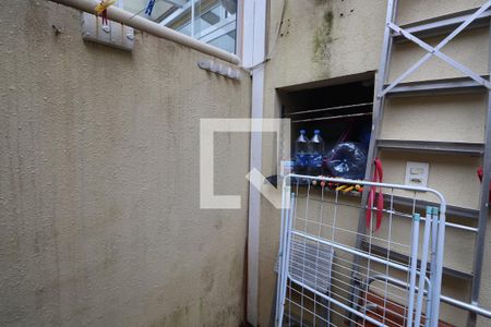 Casa de condomínio à venda com 151m², 3 quartos e 2 vagasChurrasqueira