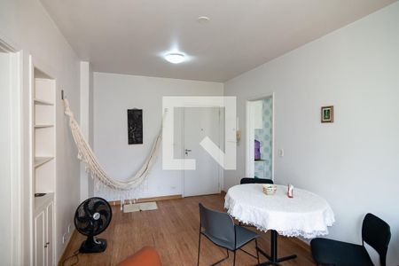 Sala de apartamento à venda com 2 quartos, 60m² em Bela Vista, São Paulo
