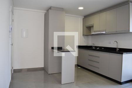Sala de apartamento para alugar com 1 quarto, 35m² em Água Verde, Curitiba