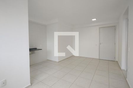 Sala de apartamento para alugar com 2 quartos, 48m² em Camorim, Rio de Janeiro