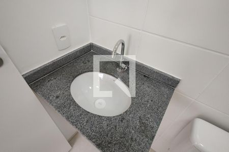 Apartamento para alugar com 48m², 2 quartos e 1 vaga Apartamento para alugar com 48m², 2 quartos e 1 vagaBanheiro Social