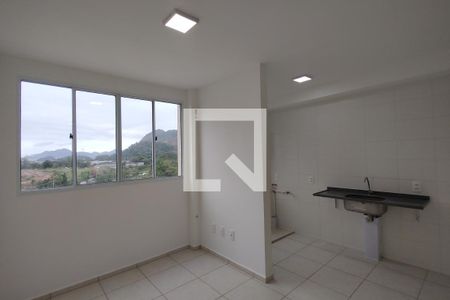 Sala de apartamento para alugar com 2 quartos, 48m² em Camorim, Rio de Janeiro