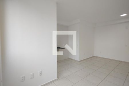 Sala de apartamento para alugar com 2 quartos, 48m² em Camorim, Rio de Janeiro