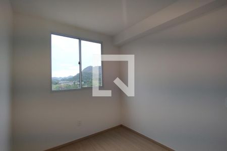 Quarto 1 de apartamento para alugar com 2 quartos, 48m² em Camorim, Rio de Janeiro