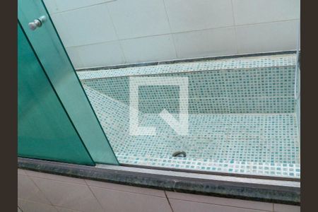 Casa à venda com 148m², 3 quartos e 2 vagasBanheiro