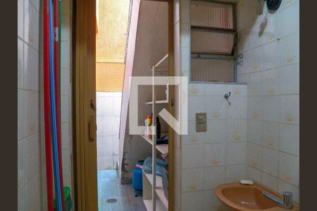 Casa à venda com 148m², 3 quartos e 2 vagasBanheiro 1