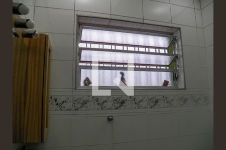 Casa à venda com 148m², 3 quartos e 2 vagasBanheiro