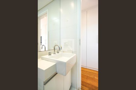 Apartamento à venda com 90m², 3 quartos e 2 vagasBanheiro da suíte 02