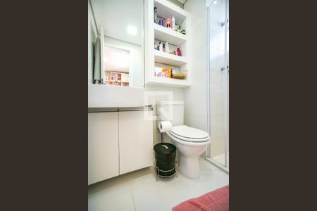 Apartamento à venda com 90m², 3 quartos e 2 vagasBanheiro da suíte 01