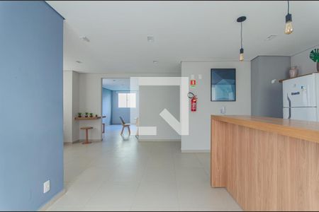 Apartamento para alugar com 42m², 2 quartos e 1 vaga Apartamento para alugar com 42m², 2 quartos e 1 vagaÁrea comum - Salão de festas