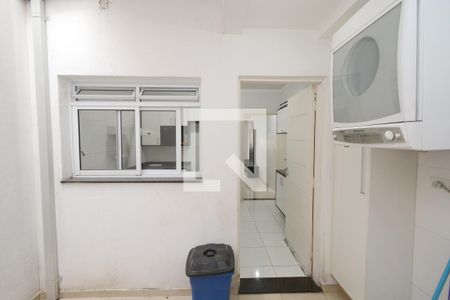 Casa à venda com 75m², 2 quartos e 1 vagaÁrea de Serviço