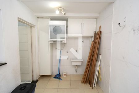 Casa à venda com 75m², 2 quartos e 1 vagaÁrea de Serviço