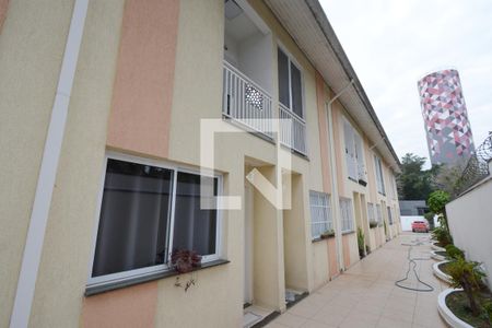 Casa à venda com 75m², 2 quartos e 1 vagaFachada