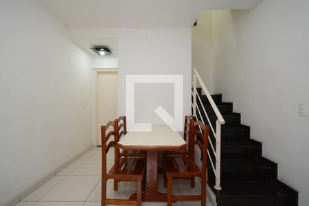 Sala de casa à venda com 2 quartos, 75m² em Vila Arriete, São Paulo