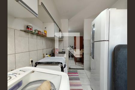 Apartamento à venda com 45m², 2 quartos e 1 vaga Apartamento à venda com 45m², 2 quartos e 1 vagaCozinha e Área de Serviço