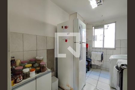 Apartamento à venda com 45m², 2 quartos e 1 vaga Apartamento à venda com 45m², 2 quartos e 1 vagaCozinha e Área de Serviço
