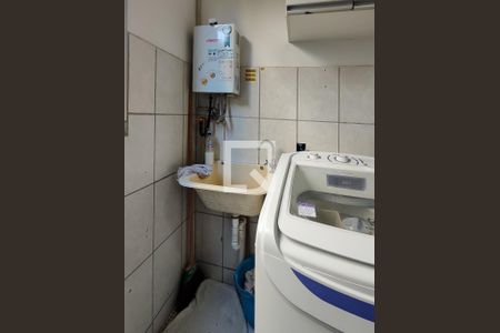 Apartamento à venda com 45m², 2 quartos e 1 vaga Apartamento à venda com 45m², 2 quartos e 1 vagaCozinha e Área de Serviço
