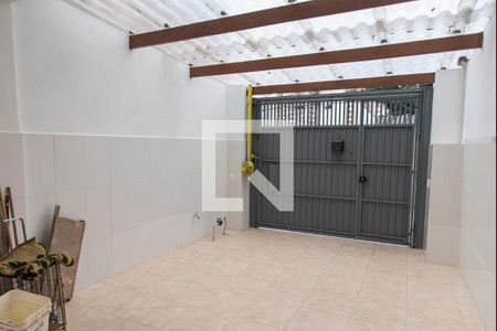 Casa à venda com 115m², 3 quartos e 1 vaga Casa à venda com 115m², 3 quartos e 1 vagaGaragem