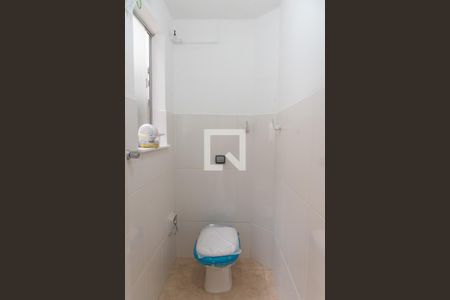 Casa à venda com 115m², 3 quartos e 1 vaga Casa à venda com 115m², 3 quartos e 1 vagaBanheiro de serviço