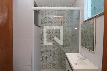 Apartamento para alugar com 60m², 2 quartos e sem vagaBanheiro da Suíte