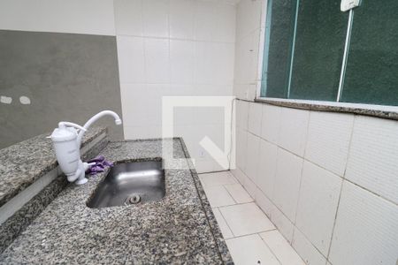 Apartamento para alugar com 60m², 2 quartos e sem vagaCozinha e Área de Serviço