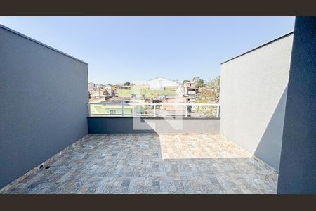 Casa à venda com 114m², 2 quartos e 4 vagasCobertura