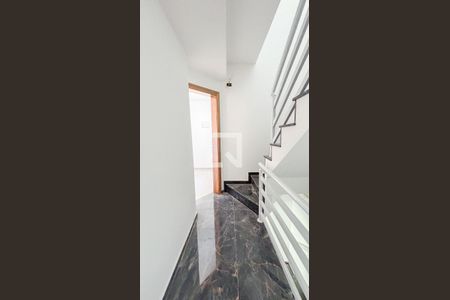 Casa à venda com 114m², 2 quartos e 4 vagasCorredor