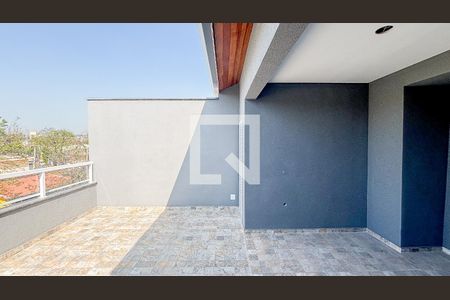 Casa à venda com 114m², 2 quartos e 4 vagasCobertura