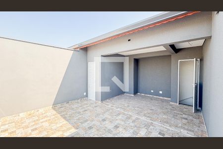 Casa à venda com 114m², 2 quartos e 4 vagasCobertura