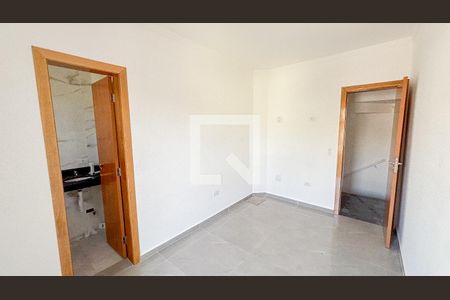 Casa à venda com 114m², 2 quartos e 4 vagasSuite 1