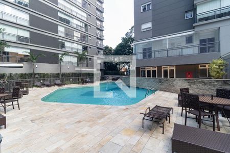 Apartamento para alugar com 241m², 3 quartos e 3 vagasPiscina