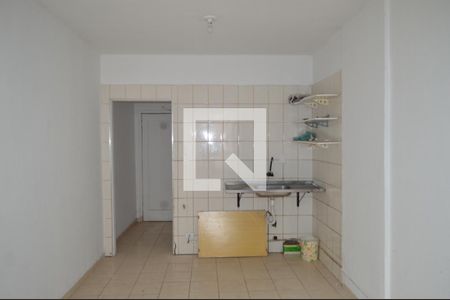 Cozinha de kitnet/studio para alugar com 1 quarto, 35m² em Liberdade, São Paulo