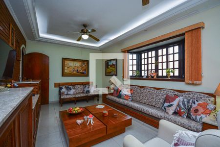 Sala de casa à venda com 4 quartos, 280m² em Interlagos, São Paulo