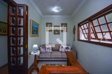 Casa à venda com 280m², 4 quartos e 4 vagasSala de TV