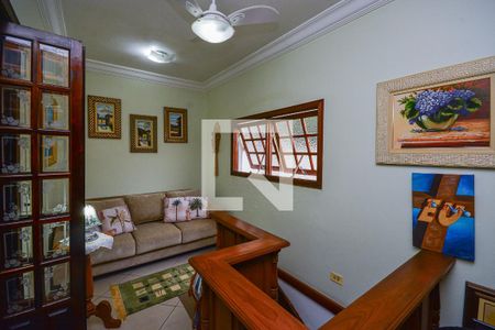 Casa à venda com 280m², 4 quartos e 4 vagasSala de TV