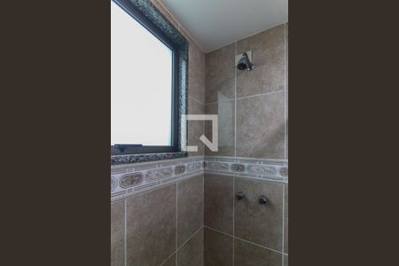 Apartamento à venda com 200m², 4 quartos e 3 vagas Apartamento à venda com 200m², 4 quartos e 3 vagasSuíte 2 - Banheiro