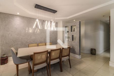 Apartamento à venda com 200m², 4 quartos e 3 vagas Apartamento à venda com 200m², 4 quartos e 3 vagasSala