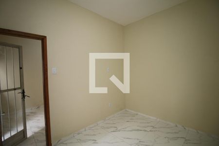 Quarto  de casa para alugar com 1 quarto, 75m² em Olaria, Rio de Janeiro