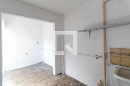Casa à venda com 239m², 4 quartos e 1 vagaLavanderia