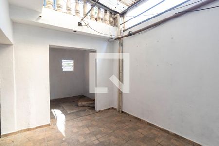 Casa à venda com 239m², 4 quartos e 1 vagaQuintal