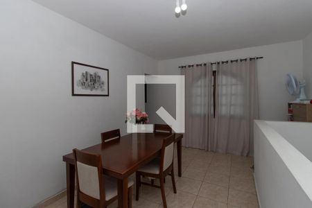 Casa à venda com 260m², 5 quartos e 1 vaga Casa à venda com 260m², 5 quartos e 1 vagaSala de Jantar