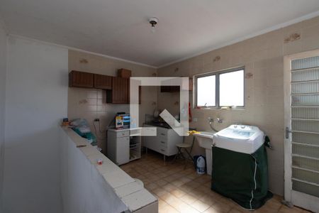 Casa à venda com 260m², 5 quartos e 1 vaga Casa à venda com 260m², 5 quartos e 1 vagaÁrea de Serviço 2