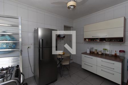 Casa à venda com 260m², 5 quartos e 1 vaga Casa à venda com 260m², 5 quartos e 1 vagaCozinha