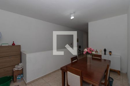 Casa à venda com 260m², 5 quartos e 1 vaga Casa à venda com 260m², 5 quartos e 1 vagaSala de Jantar