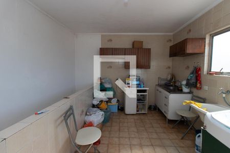 Casa à venda com 260m², 5 quartos e 1 vaga Casa à venda com 260m², 5 quartos e 1 vagaÁrea de Serviço 2