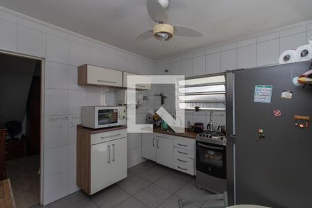 Casa à venda com 260m², 5 quartos e 1 vaga Casa à venda com 260m², 5 quartos e 1 vagaCozinha