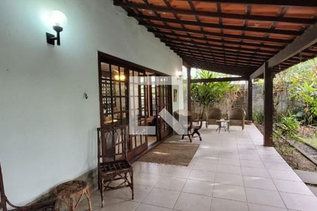 Casa à venda com 3 quartos, 199m² em Maria Paula, Niterói