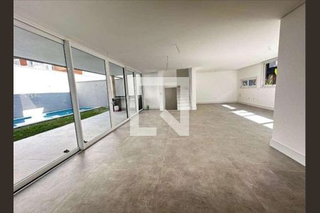 Casa de condomínio à venda com 472m², 4 quartos e 4 vagas