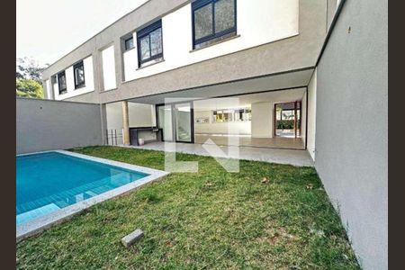 Casa de Condomínio à venda com 4 quartos, 472m² em Santo Amaro, São Paulo