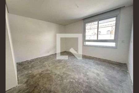 Casa de condomínio à venda com 472m², 4 quartos e 4 vagas